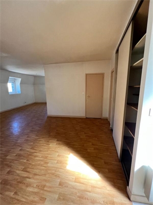 appartement à la vente -   22000  SAINT-BRIEUC, surface 70,57 m2 vente appartement - APR648019